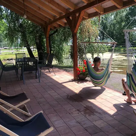 Nad Jeziorem Z Bania Holiday home *